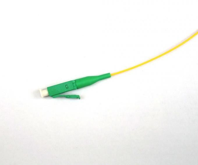 G.652D এলসি এসিসি ফাইবার অপটিক Pigtail, 2 মিমি ফাইবার অপটিক প্যাচ কর্ড নিম্ন সন্নিবেশ ক্ষতি
