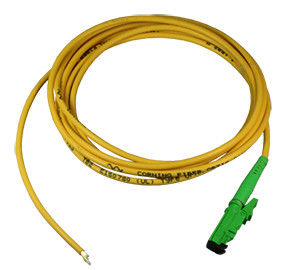 টেলিযোগাযোগ জন্য E2000 এপিসি ফাইবার অপটিক Pigtail পিভিসি LSZH 0.9 মিমি